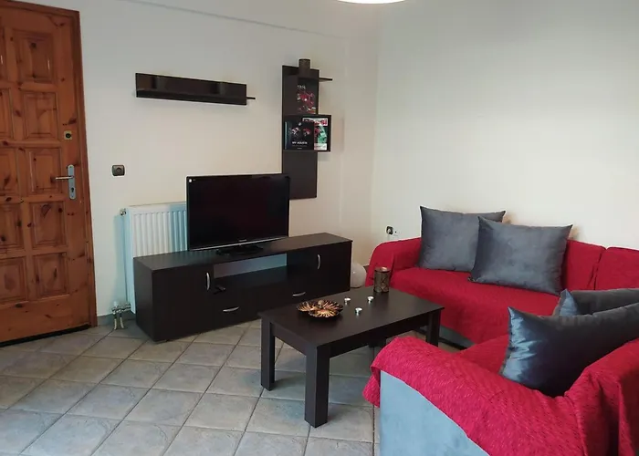 Marousi Comfy Apartment With Balcony