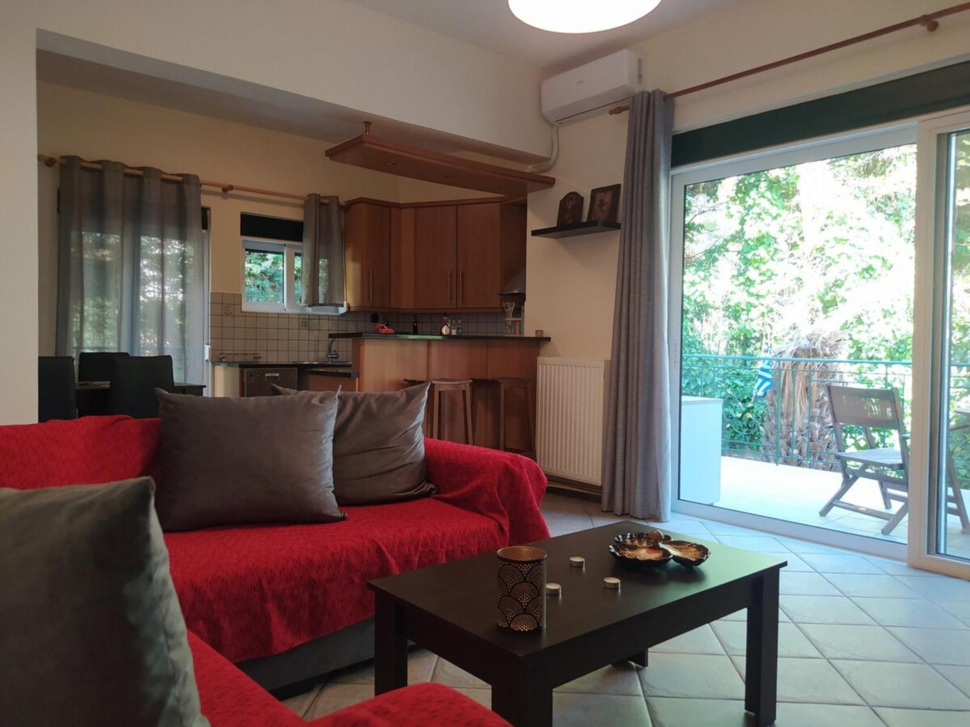 Marousi Comfy With Balcony Athens